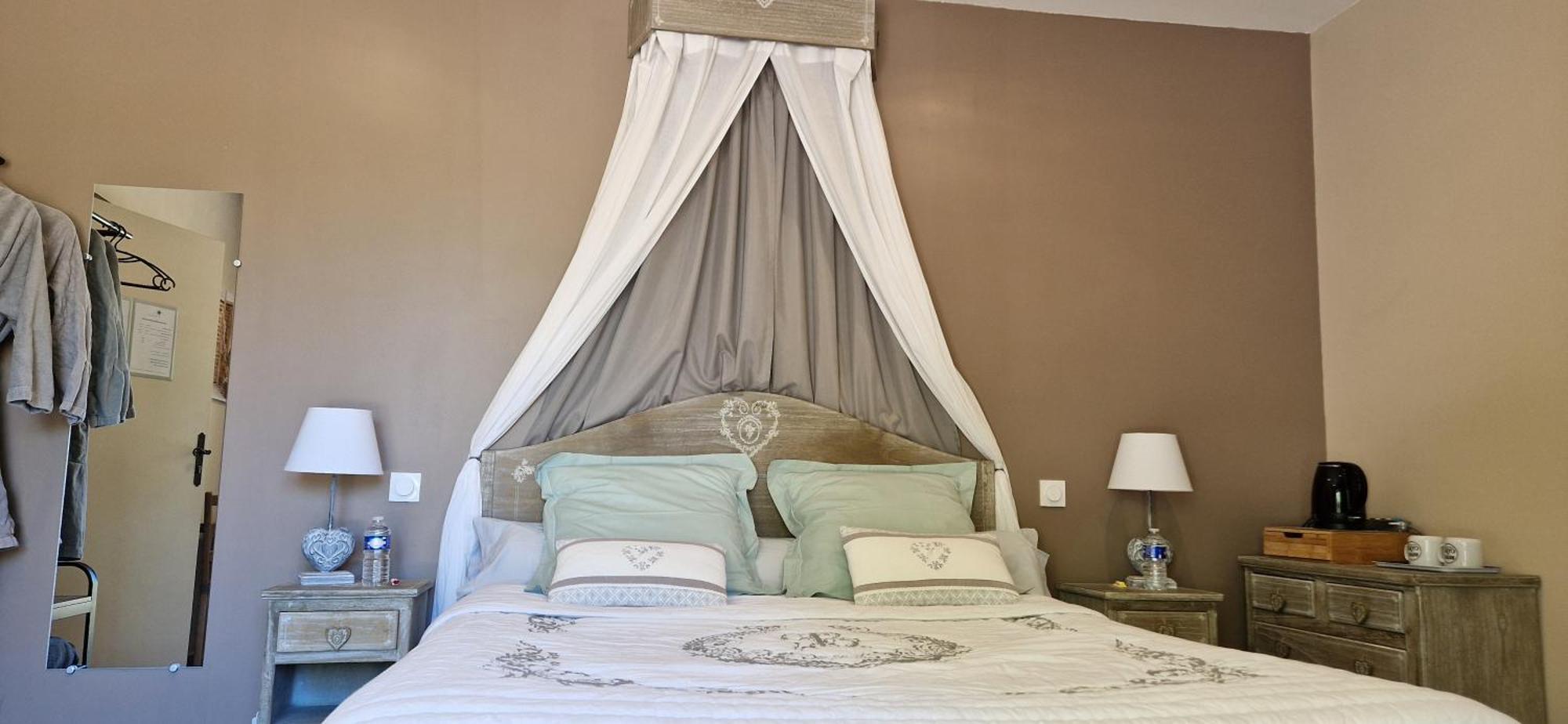 Bed and Breakfast Le Miroir Des Etoiles Pomport Esterno foto