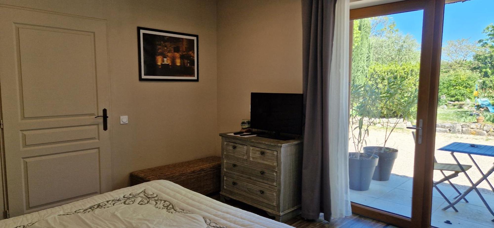 Bed and Breakfast Le Miroir Des Etoiles Pomport Esterno foto