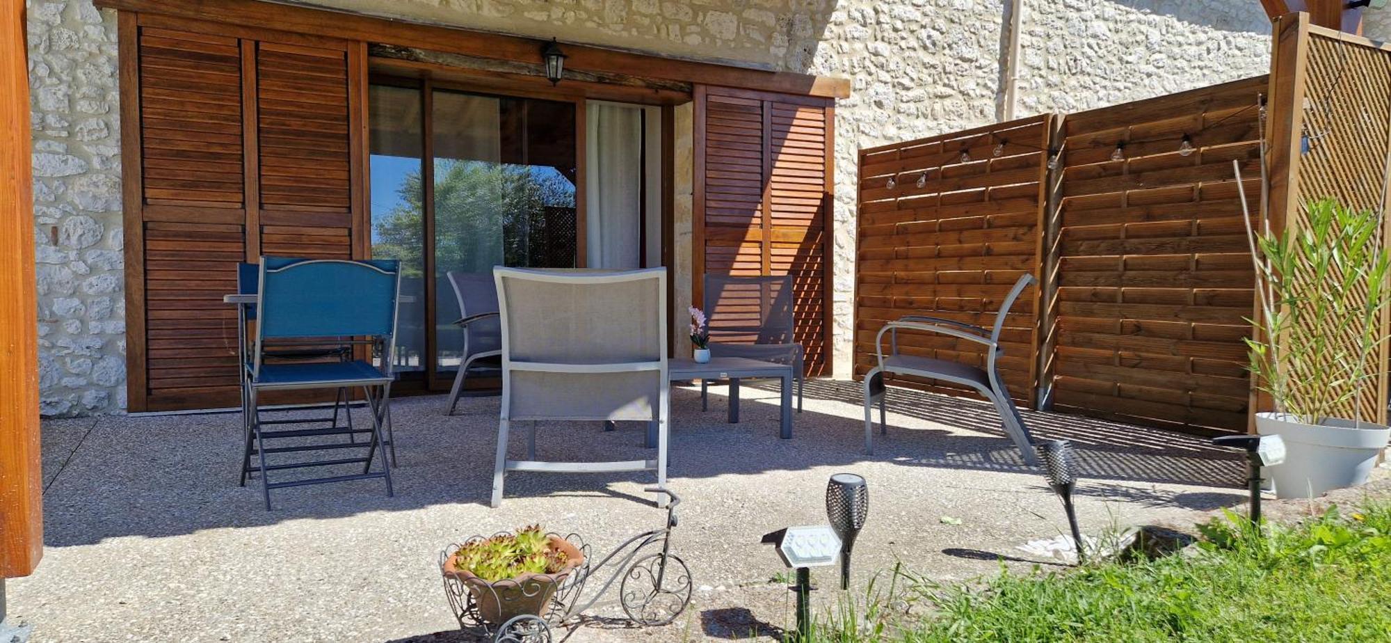 Bed and Breakfast Le Miroir Des Etoiles Pomport Esterno foto