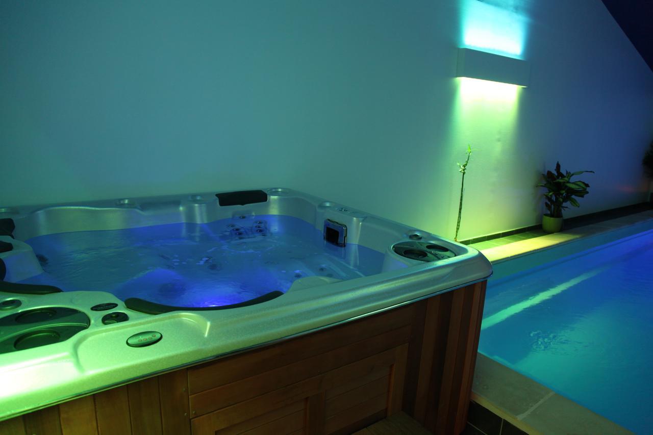 Bed and Breakfast Le Miroir Des Etoiles Pomport Esterno foto