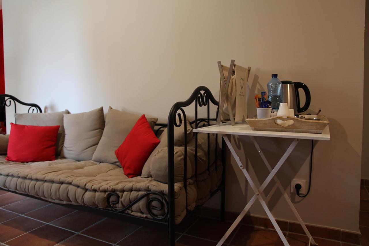 Bed and Breakfast Le Miroir Des Etoiles Pomport Esterno foto